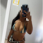 Latina del color del