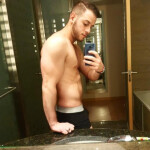 David Vip Español - Chico español en Sevilla con sitio y me desplazo a hotel o domicilio...puerto sa