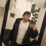 Latino Colombiano cuento con sitio o me desplazo