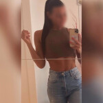 Claudia española morena delgada estilo modelo masajes selectos y exclusivas Manacor