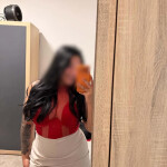 COLOMBIANA CURVY - Tengo 23 años simpatica atractiva hago salidas me gusta
