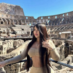 La - Hola mis amores soy nueva la zona y soy una rica la cual me encanta beber tu me encanta que me 