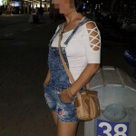 Masaje relajante - Soy karla una chica educada y simpático ySoy morena con piel suave muy femenina .