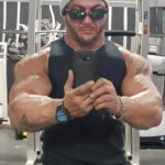 Nik - Hola soy Nik un chico guapo europeo buen cuerpo pulido limpio muy serio disponible para mujere