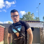 Masajista - Hola soy Felipe cariñoso respetuoso y educado estoy para chico de y de buenos gustos