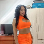 ESMERALDA MORENA EXÓTICA DE CONOCERTE