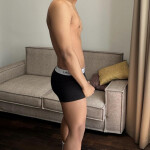 JOVENCITO LATINO MASCULINO EN MADRID