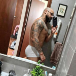 LATINO - Escort LATINO y Elegancia Caballero latino sudamericano atractivo educado y de excelente pr