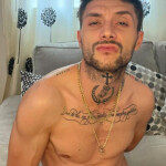 EXCLUSIVO SCORT - HOLA MI NOMBRE ES SANTIAGO SOY UN CHICO GUAPO JOVEN CARIÑOSO Y RESPETUOSO. CONMIGO