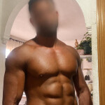 Italiano.03 - Moreno 35 años cuerpo trabajado a base de deporte y constancia. Cercano divertido y co
