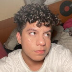 Totana - Hola soy latino en Totana tengo sitio por la mañana escríbeme y quedemos solo jovenes escrí