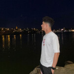 Con sitio - Hola soy un chico divertido de tengo 23 años vivo solo en un piso privado recibo y me de