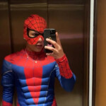 Camilo Gómez - Hola soy Camilo gomez tu lindo mueñec0 joven colombiano con un carisma y una energía 
