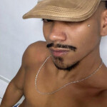 Brasilero - Hola soy lucas chico brasilero buscando diversión escríbeme y te cuento un poco más