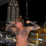 AxelDisp - Hola me presento. Me Llamo Axel Soy un chico de 1.75 Tatuado Latino Flaco con buen Cuerpo