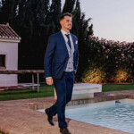 Zeus Octavian - Male escort for women couples and men. Elegance and presence. A gentleman who pays a