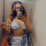 Mirella Brasil - Hola me llamo Mirella busco conocer gente nueva una masajista simpática de buen rol