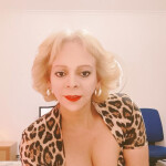 TRANS MADURITA FEMENINA COM GANAS DE JUEGO