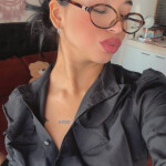 Tracy - Latina joven y con una vibra irresistible Si buscás algo distinto cercano y auténtico... con