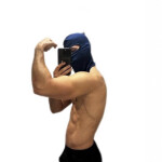 Chico disponible para Video Llamadas