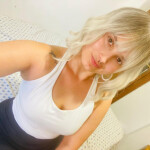 Sharid colombiana te espera en su chat!