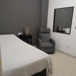 Alquilo habitación en hitasa para chica scort