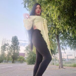 Alexa - ¡Hola chicos soy Alexa chica latina 26 años educada alegre simpática y descomplicada me gust