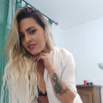 BRASILERA MUY CARIÑOSA Y DIVERTIDA