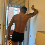 Latino Guapo y . - Hola!! soy Andres un chico guapo esbelto y varonil 178de altura carismático y ate