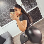Sara - Hola cariño soy Sara una preciosa mulata muy maja. Y simpática divertida y dispuesta a en tod