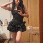 Pequeña - Hola ! Soy Neni estoy en bcn centro de dama de compañia Atención. Parejas Soy pequeña delg
