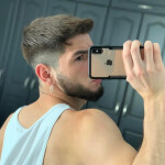 Latino - Hola soy un chico latino muy en busca de diversión y escríbeme y charlamos!