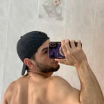 Andrew - Hola soy un chico latino muy buscando diversión y !
