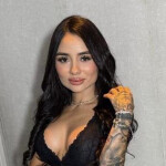 RECIÉN LLEGADA!!! APROVECHA!! 604117979 VALERY joven colombiana de LUJO muy cariñosa ven ahora tengo GANAS!!