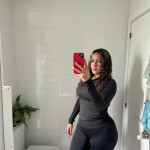 SOY VALERIN TU VENEZOLANA RESERVADA Y CALUROSA