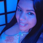 Adela joven pelinegra