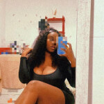 Hola amor soy Nahomy la bella lo mejor para ti