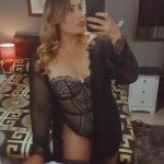 Cinthya 24 horas disponíble Salida