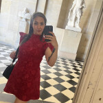 Emma - Chica mi es realizo con ganas de con alguien limpio y agradable soy contigo rico masaje hago 