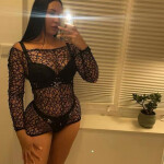 CAMILA LATINA COQUETA Y MUY ENROLLADA