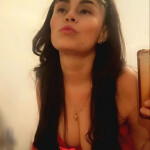 SOFÍA ENERGÍA Y BELLEZA LATINA EN USERA