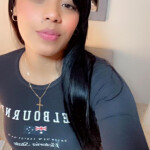 Joven latina guapa en Tarifa
