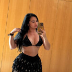 Hermosa scort latina