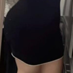 Salwa a - Soy una chica simpática cariñosa y trato con mucho amor para más información contacta conm