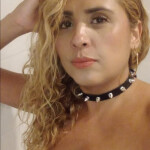 Un grupo de hermosas chicas te esperan para ir a tu casa