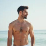 Chico se ofrece - Chico Español de 30 años se ofrece a mujeres y chicas. Moreno alto delgado y fuert