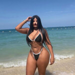 Morena exótica Paola