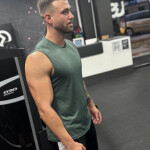 Thiago joven - Soy masajista y mi especialidad es crear una experiencia que va mucho más allá del cu