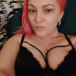 Sofía una mujer madurita de solo 35 años en Figueres