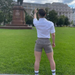 Chico guapo masajista profesional